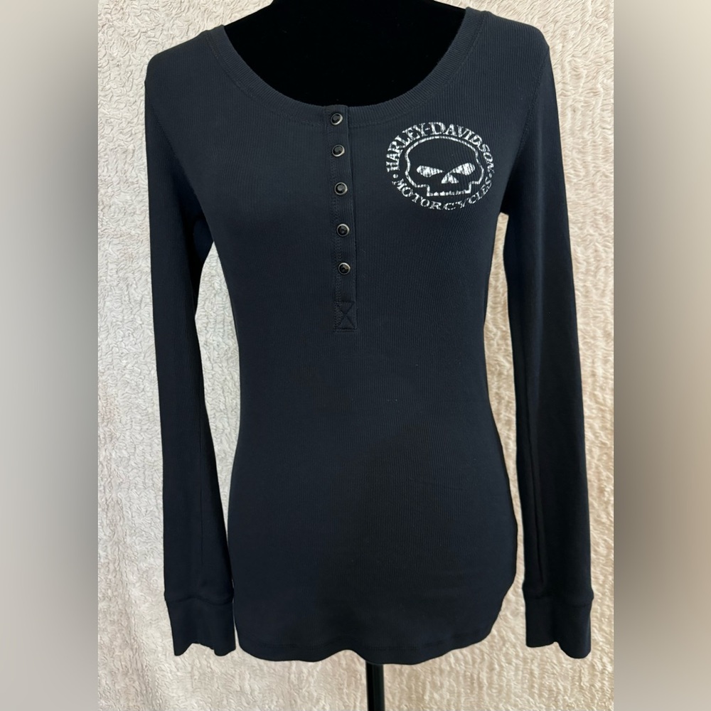 Women's Willie G Skull Snap Front Long Sleeve Black Henley, SZ M